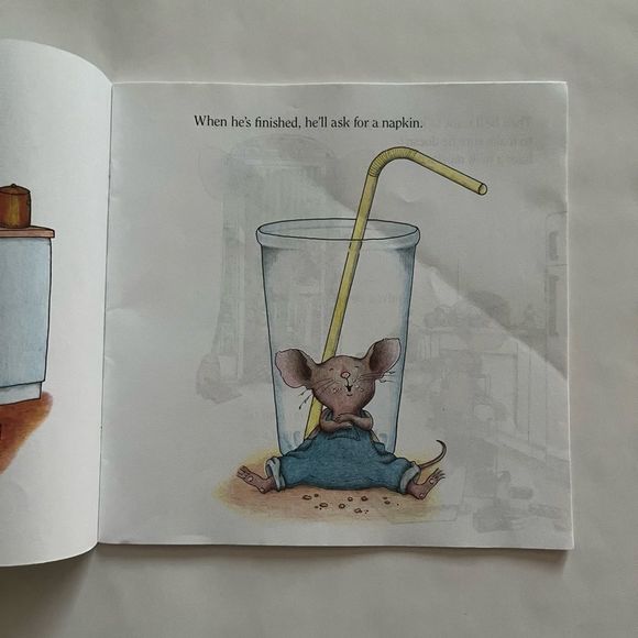 Laura Numeroff If You Give A Mouse A Cookie - Picture 5 of 7